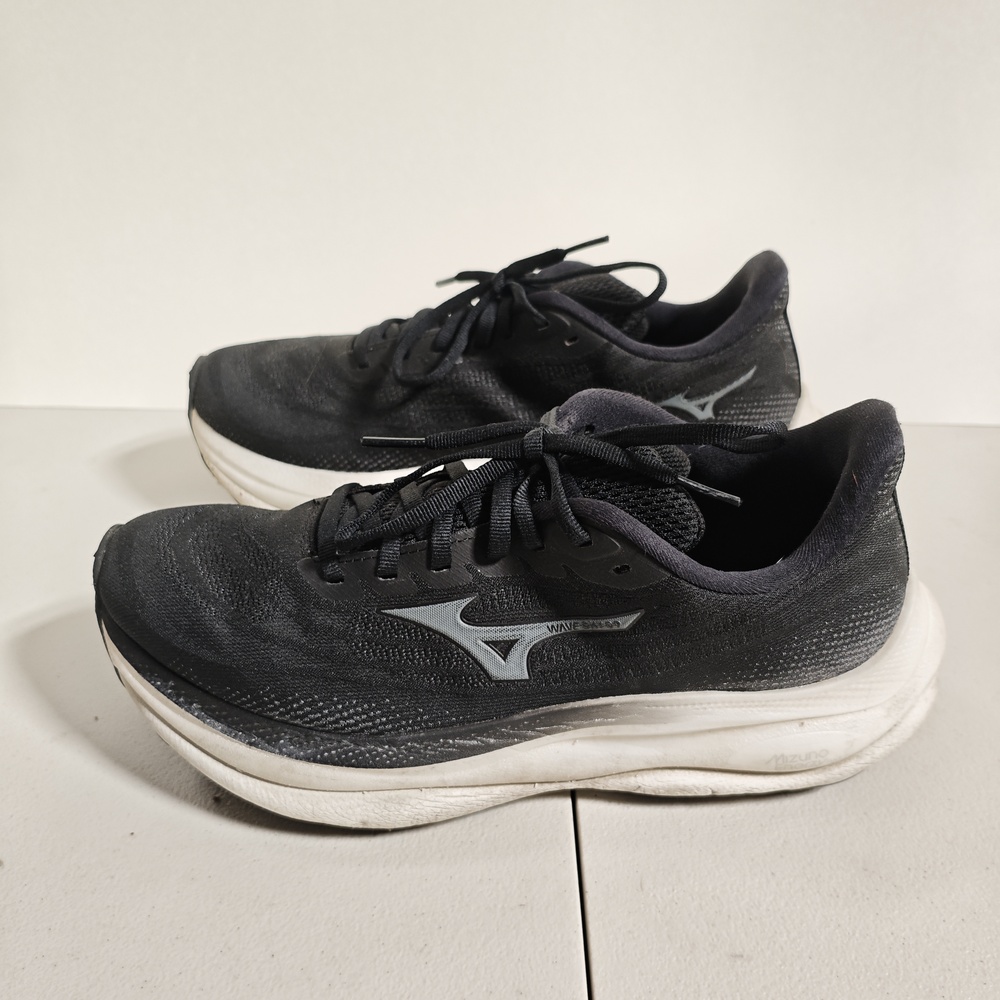 Mizuno Wave Sky Shoes Womens Size 9.5 Black Mesh Running Sneakers J1GD2582